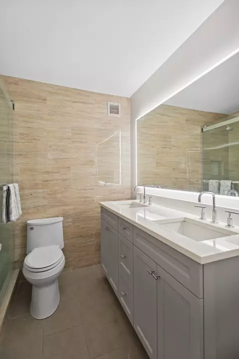 30 E Huron St #1503, Chicago, IL 60611 photo 12