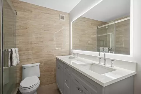 30 E Huron St #1503, Chicago, IL 60611 photo 11