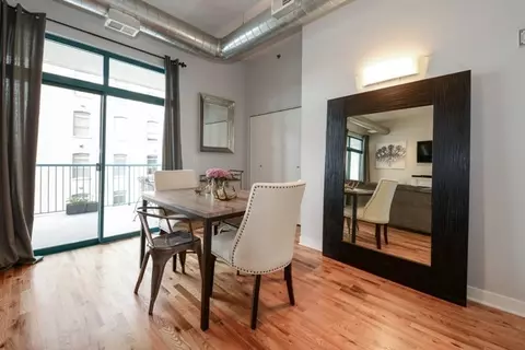 Dining - 910 W Madison St #501, Chicago, IL 60607 photo 1 of 1