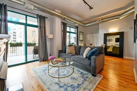 Living - 910 W Madison St #501, Chicago, IL 60607 photo 2 of 2