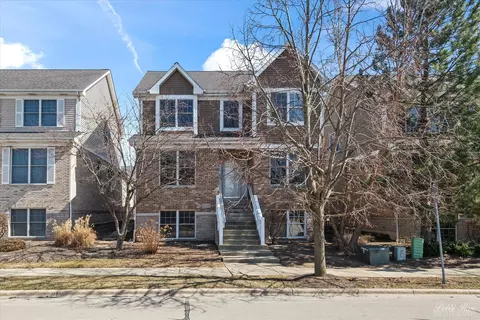 6005 River Bend Dr, Lisle, IL 60532