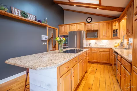 586 Gaslight Dr, Algonquin, IL 60102 photo 11
