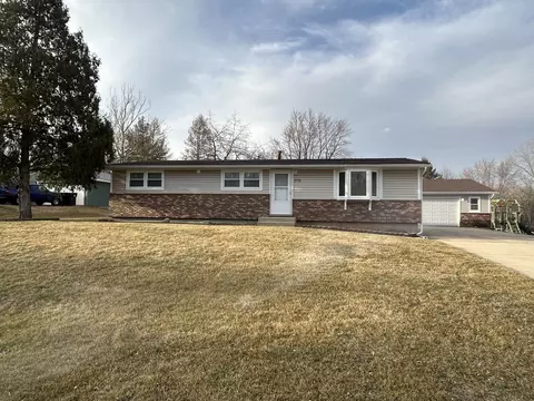 3710 Fillmore Dr, Johnsburg, IL 60051