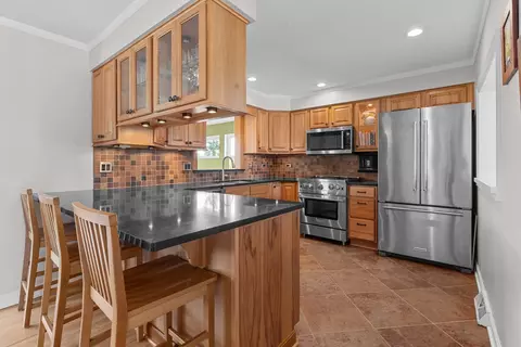 Kitchen - 403 Crest Dr, Cary, IL 60013 photo 1 of 2