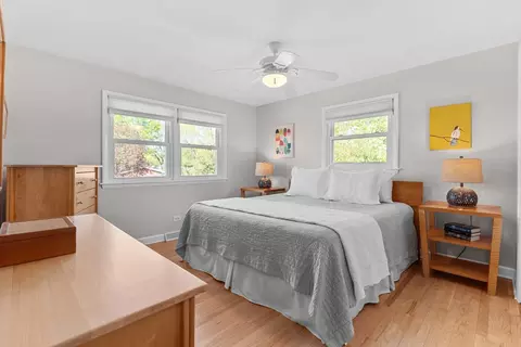 Bedroom - 403 Crest Dr, Cary, IL 60013 photo 3 of 3