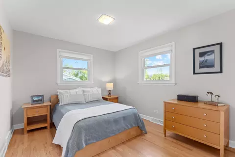 Bedroom - 403 Crest Dr, Cary, IL 60013 photo 1 of 3