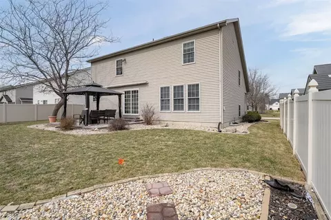 903 Dresser Dr, Normal, IL 61761 photo 31