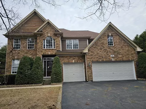 86 E Illinois Ave, Palatine, IL 60067