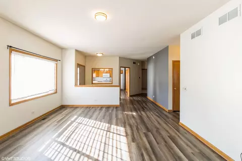 1326 Dancing Bear Ln, Elgin, IL 60120 photo 10