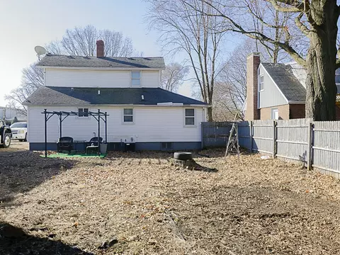 327 E Belle Ave, Rantoul, IL 61866 photo 50