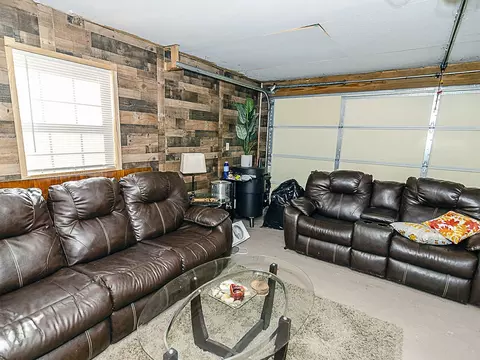 327 E Belle Ave, Rantoul, IL 61866 photo 43
