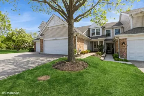2849 Fremont Ct, Schaumburg, IL 60193