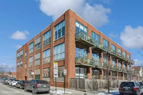 2654 W Medill Ave #101, Chicago, IL 60647