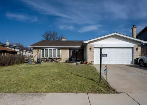 1101 S Church Rd, Mount Prospect, IL 60056