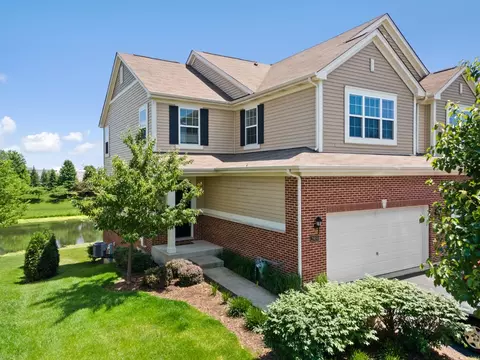 2919 Church Rd, Aurora, IL 60502
