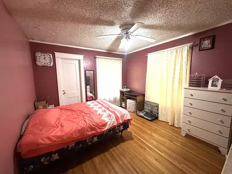Bedroom - 403 Richards St, Joliet, IL 60433 photo 3 of 4