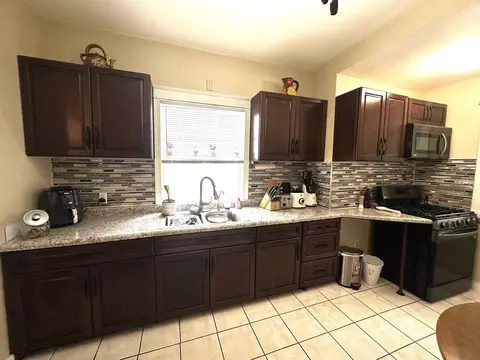 Kitchen - 403 Richards St, Joliet, IL 60433 photo 1 of 2