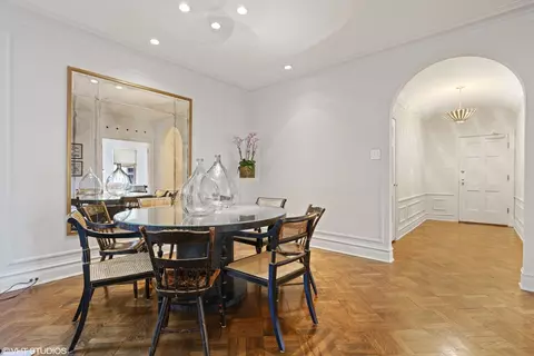 73 Elm St #7D, Chicago, IL 60611 photo 3