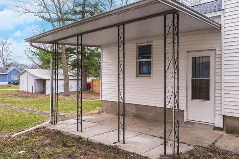 309 E Cherry St, Chatsworth, IL 60921 photo 37