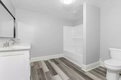 309 E Cherry St, Chatsworth, IL 60921 photo 28