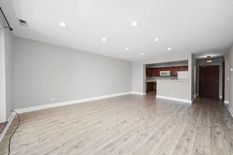 711 S River Rd #710, Des Plaines, IL 60016 photo 9