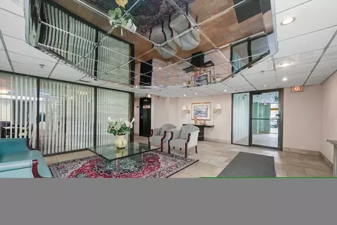 711 S River Rd #710, Des Plaines, IL 60016 photo 3
