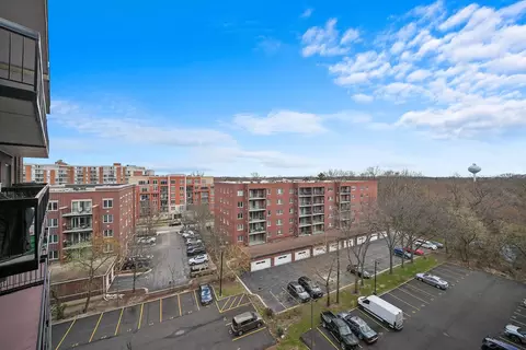 711 S River Rd #710, Des Plaines, IL 60016 photo 25