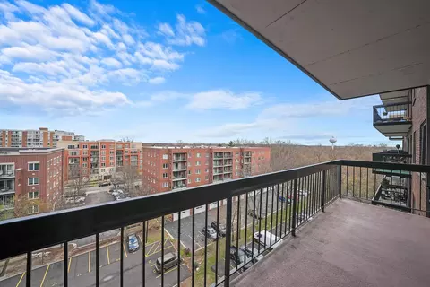 711 S River Rd #710, Des Plaines, IL 60016 photo 24