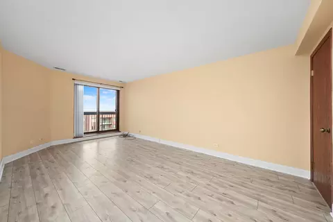 711 S River Rd #710, Des Plaines, IL 60016 photo 18