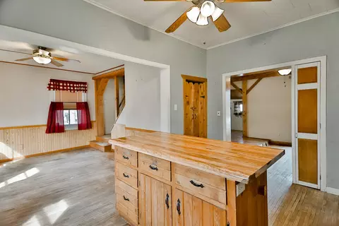 Entry Way - 225 W 5th St W, Pecatonica, IL 61063 photo 1 of 1