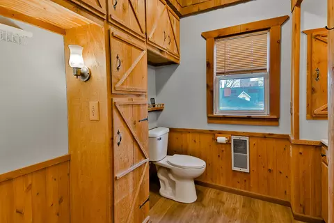 Bath - 225 W 5th St W, Pecatonica, IL 61063 photo 3 of 3