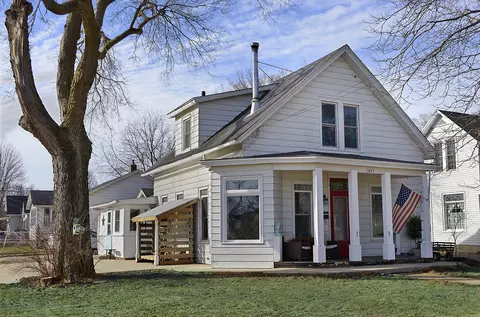 1403 W Madison St, Ottawa, IL 61350