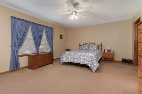 1008 Pine Meadows Ct, Normal, IL 61761 photo 13