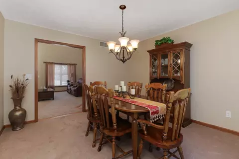 1008 Pine Meadows Ct, Normal, IL 61761 photo 7