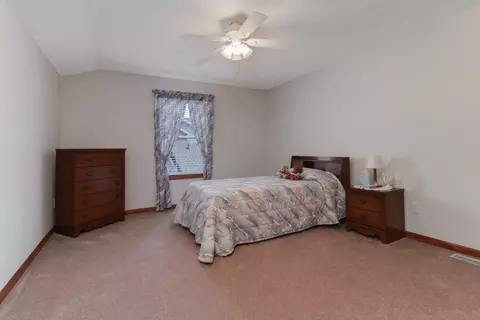 1008 Pine Meadows Ct, Normal, IL 61761 photo 24