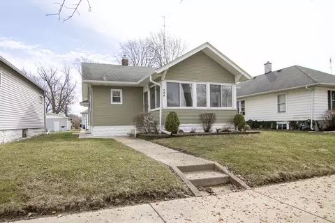 Exterior - 844 S Lincoln Ave, Kankakee, IL 60901 photo 2 of 5