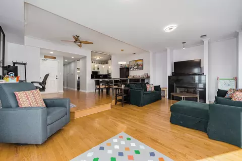 79 E 16th St #3, Chicago, IL 60616 photo 7