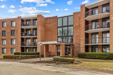 1505 E Central Rd #411B, Arlington Heights, IL 60005