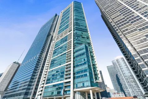 340 E Randolph St #3806, Chicago, IL 60601
