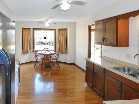 4381 Grainery Rd, Roscoe, IL 61073 photo 10