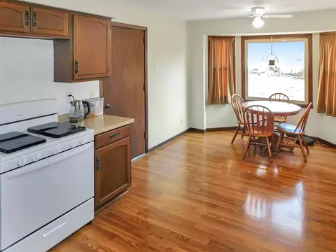 4381 Grainery Rd, Roscoe, IL 61073 photo 14