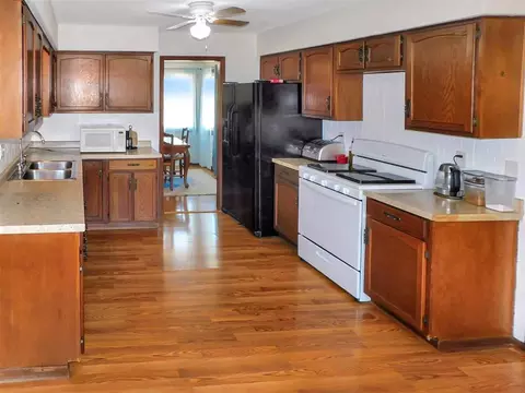 4381 Grainery Rd, Roscoe, IL 61073 photo 13