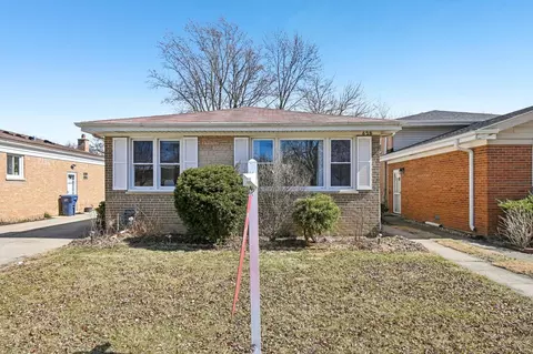 628 Laramie Ave, Wilmette, IL 60091