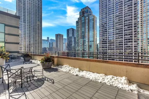 100 E Huron St #1202, Chicago, IL 60611 photo 15