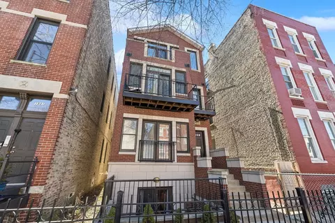 1503 W Erie St #1, Chicago, IL 60642