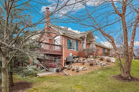 7420 E Plank Trail Ct, Frankfort, IL 60423