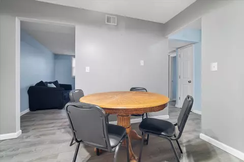 Dining - 10 Willedrob Dr #7, Bloomington, IL 61701 photo 1 of 1