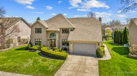 157 Constitution Dr, Bloomingdale, IL 60108