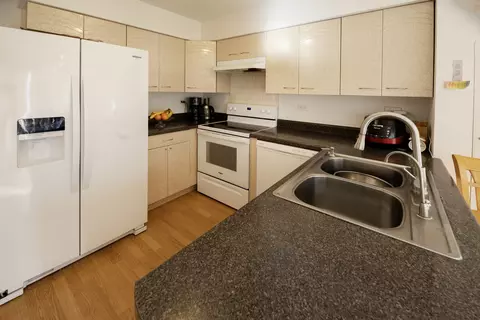Kitchen - 317 Partridge Ln, Wheeling, IL 60090 photo 3 of 4