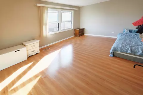 Bedroom - 317 Partridge Ln, Wheeling, IL 60090 photo 5 of 6